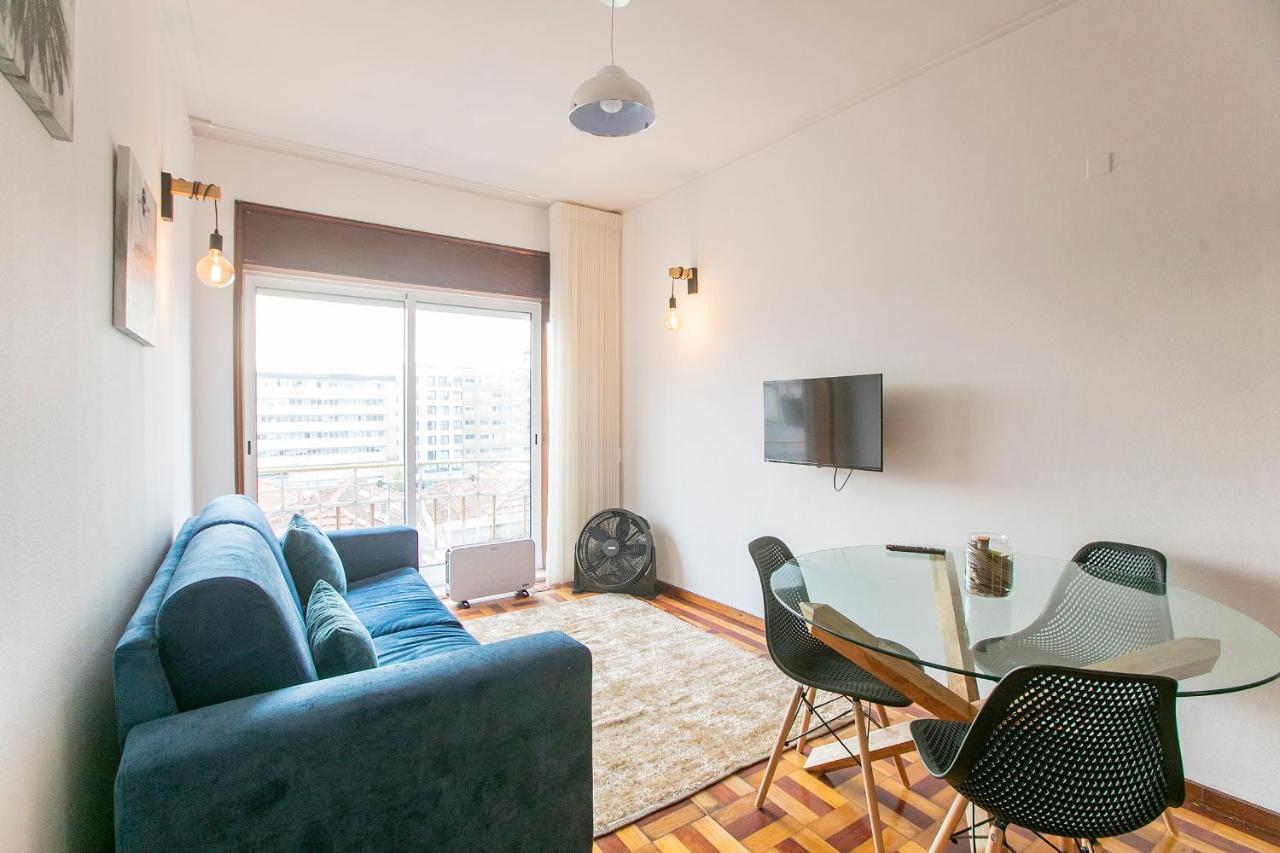 Oporto Trindade Downtown Apartment Exterior photo