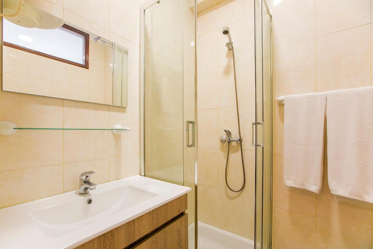 Oporto Trindade Downtown Apartment Exterior photo