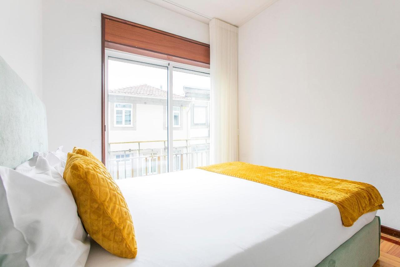 Oporto Trindade Downtown Apartment Exterior photo
